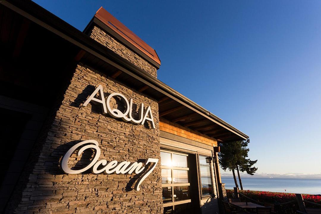 Kingfisher Pacific Resort & Spa Courtenay Exterior photo